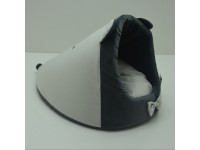 Будка для собак та котів  Mouse 30х42х32 см 